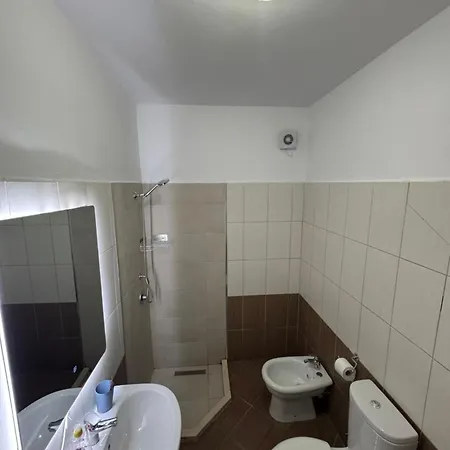 Casa Familia Daire Dıraç